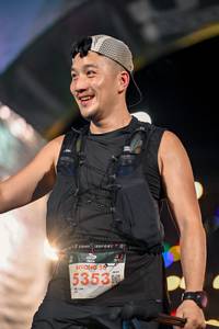 BIB: 5353
                            <button type="button" onclick="openModal(24884065)" class="btn btn-primary btn-sm float-right btn-popup" data-toggle="modal" data-target=".modal-high-quality">
                        <i class="fas fa-shopping-cart"></i> Add to Cart
                    </button>
                                            <button type="button" onclick="isThisMe(24884065, true)" class="btn btn-success btn-sm float-right btn-popup btn-isme hidden" data-toggle="tooltip" data-placement="bottom" title="นี่คือรูปของคุณใช่ไหม คลิกที่นี่เพื่อเอาเข้าอัลบั้ม">
                        <i class="fas fa-plus"></i> Add to album
                    </button>
                    <button type="button" onclick="isThisMe(24884065, false)" class="btn btn-warning btn-sm float-right btn-popup btn-isnotme hidden">
                        <i class="fas fa-ban"></i> Remove from album
                    </button>